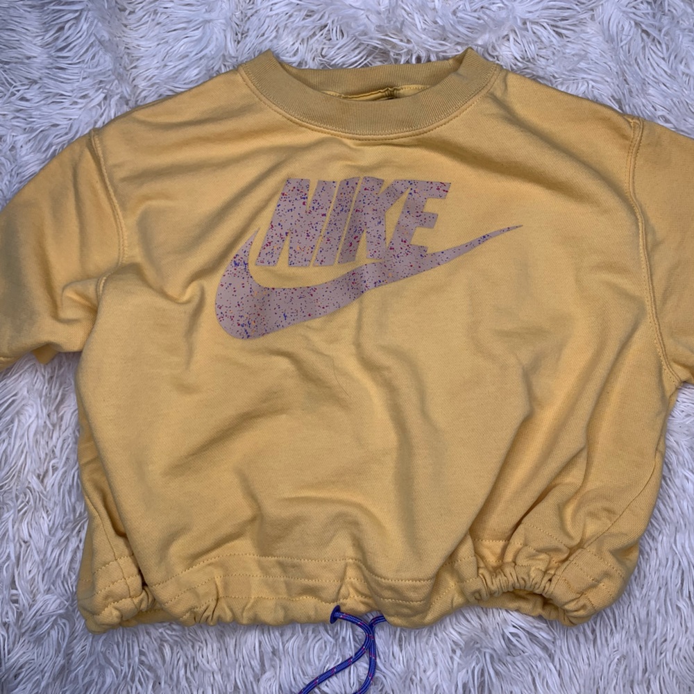NIKE SMALL SHIRT